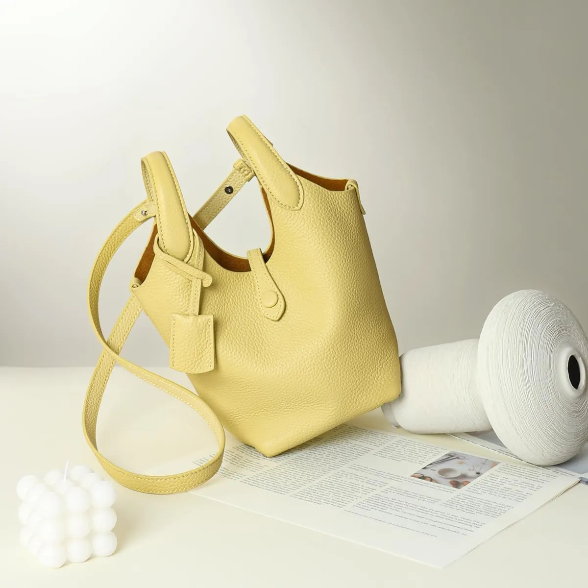 2025 Women's Niche Design, Top Leather Vegetable Basket, Women's Handheld Bucket Bag, Crossbody Bag