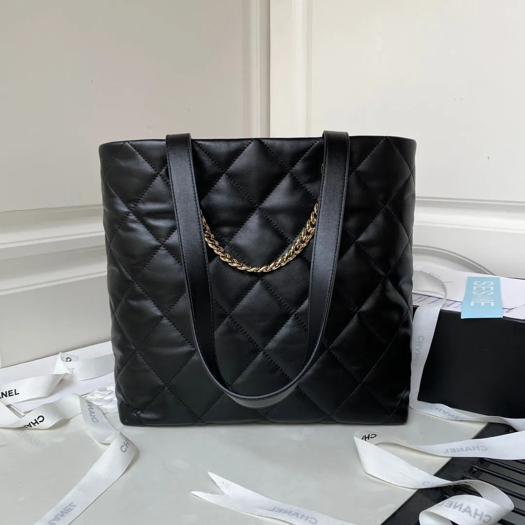 23P Calfskin CHANEL Hobo Gold Black Special edition Hardware Customer-friendly Shopping