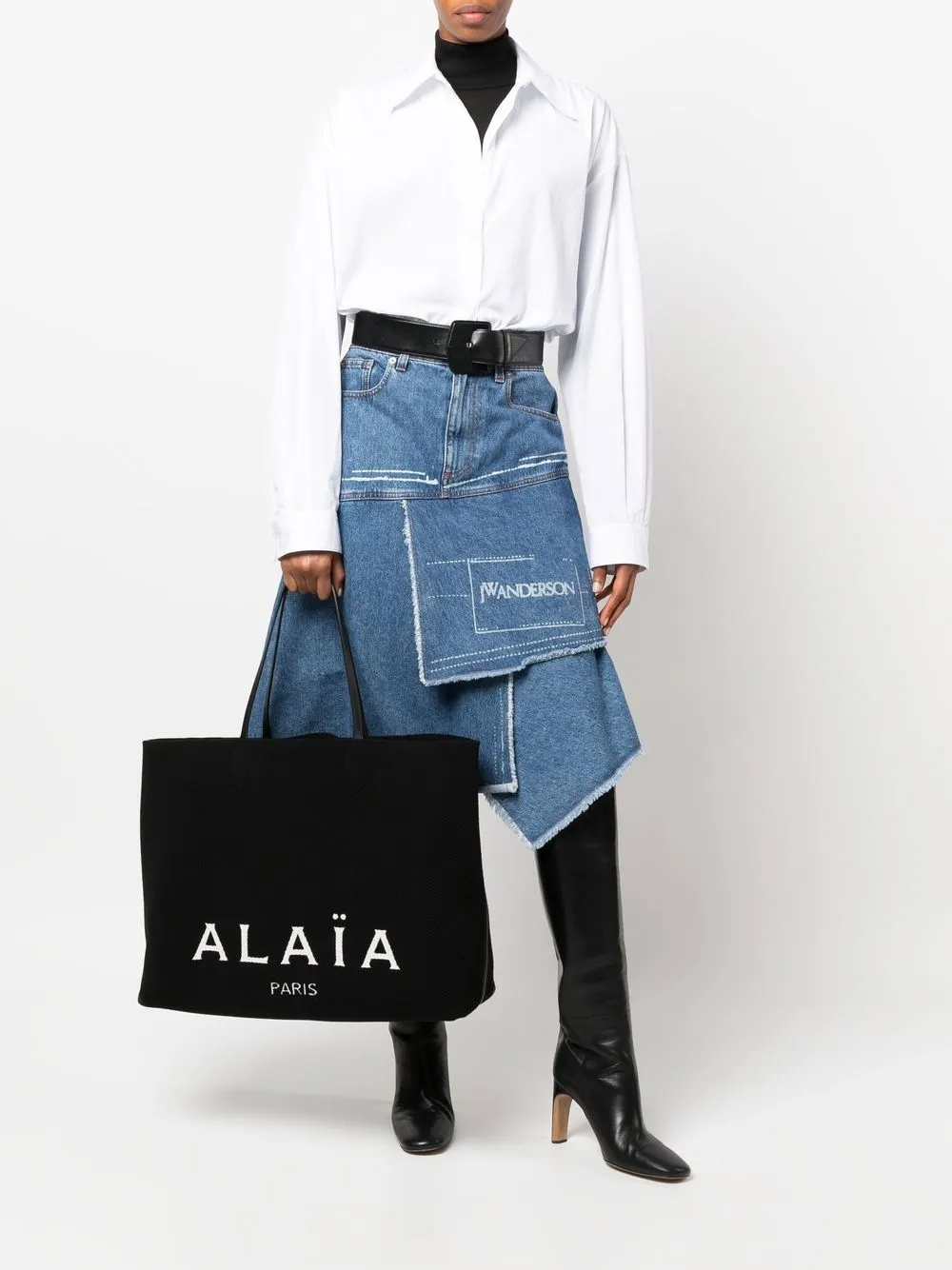 Alaia Bags.. Black