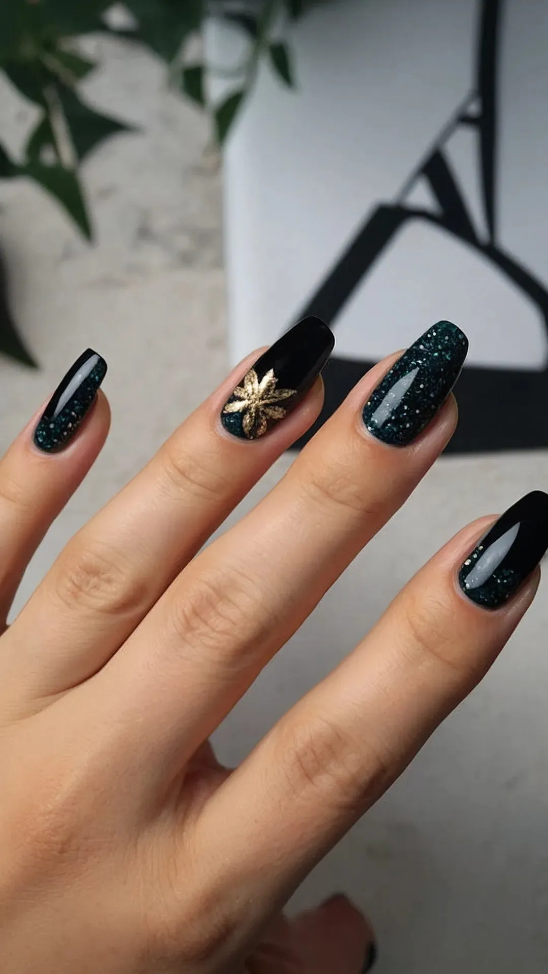 Autumnal Artistry: 15 Fall Nail Designs for 2024