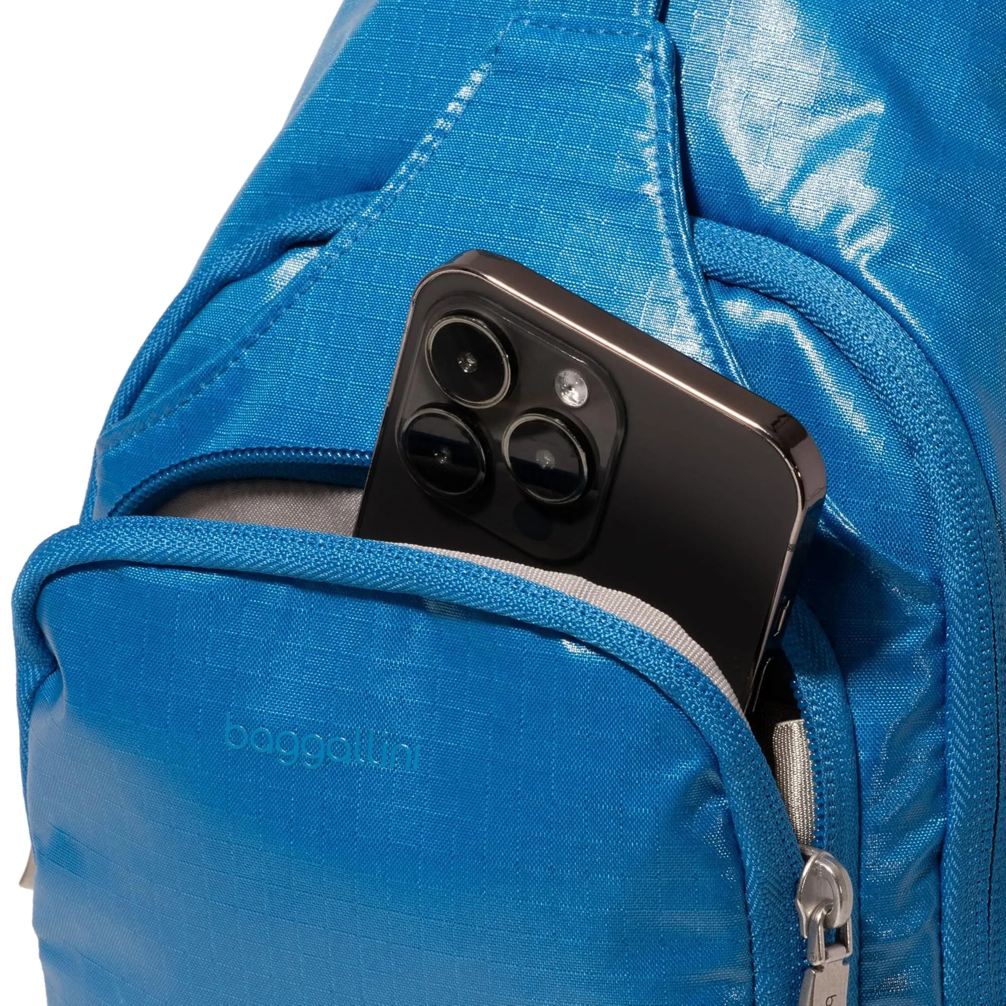 Baggallini Central Park Sling