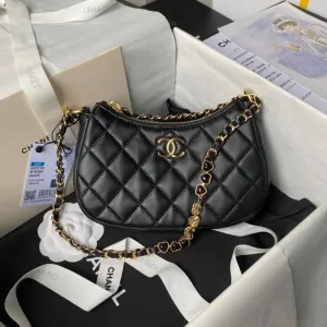 black CHANEL bag gold hardware Practical design Expiring soon 24p 20cm hobo lambskin