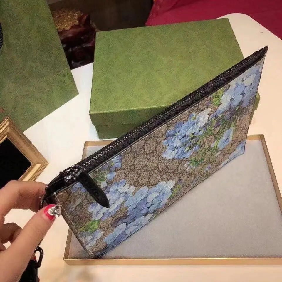 Blossom Clutch Sleeve