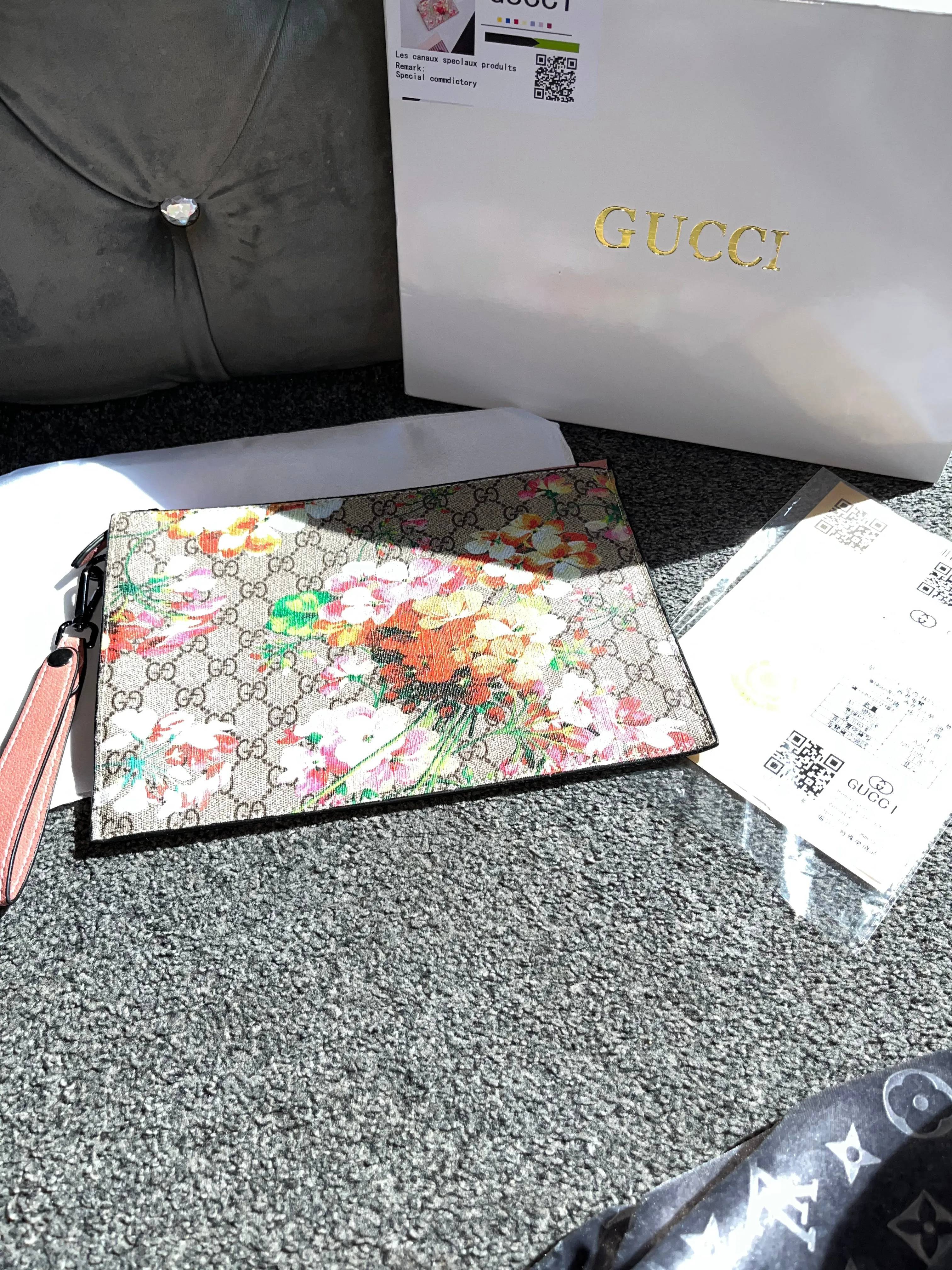 Blossom Clutch Sleeve