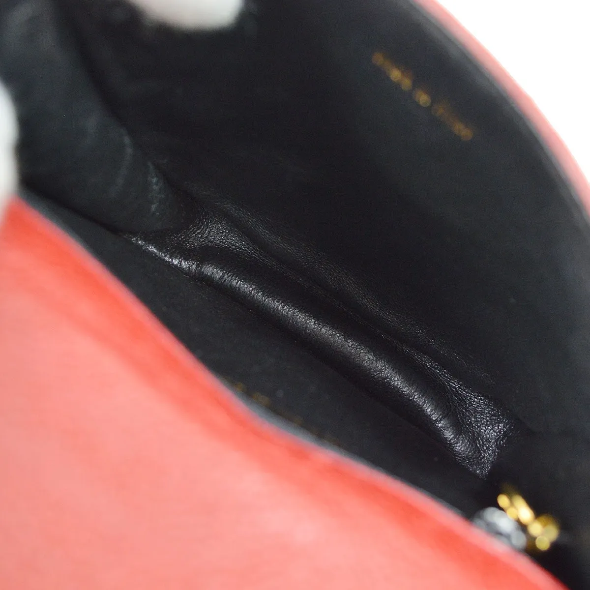 CHANEL 1996-1997 Red Caviar Round Belt Bag #75