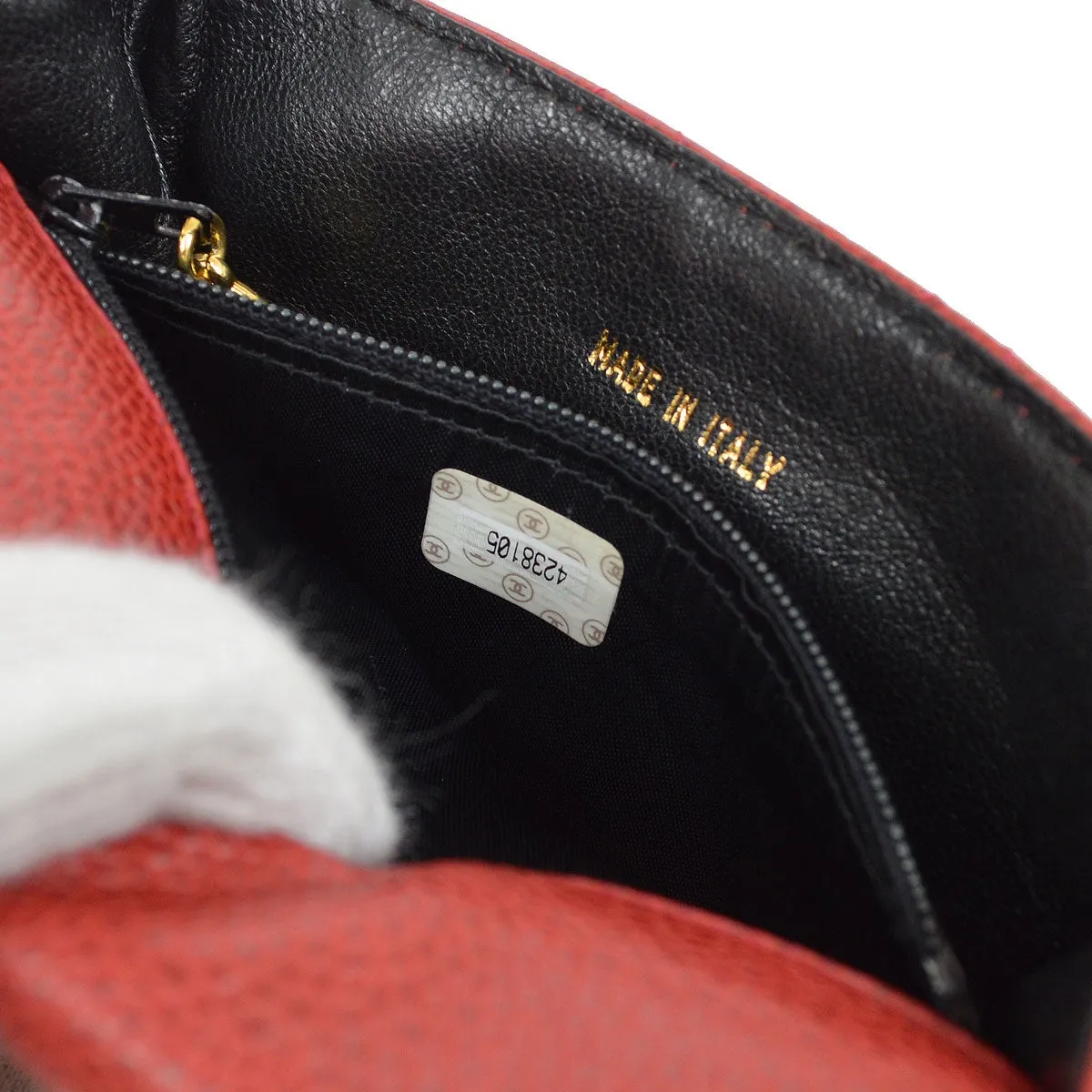 CHANEL 1996-1997 Red Caviar Round Belt Bag #75