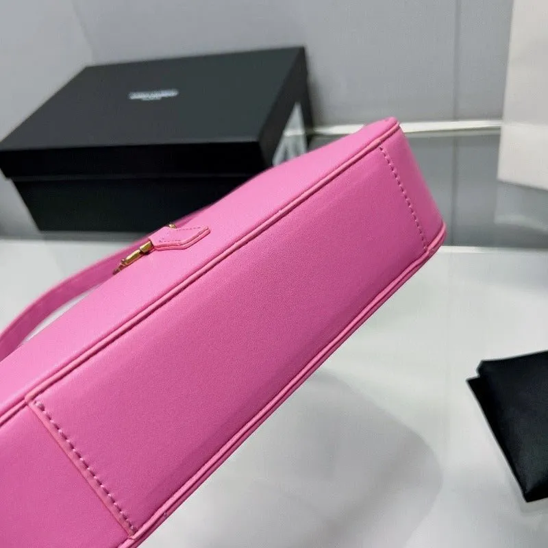 ESMEE - Hobo Logo-plaque Shoulder Bag Pink