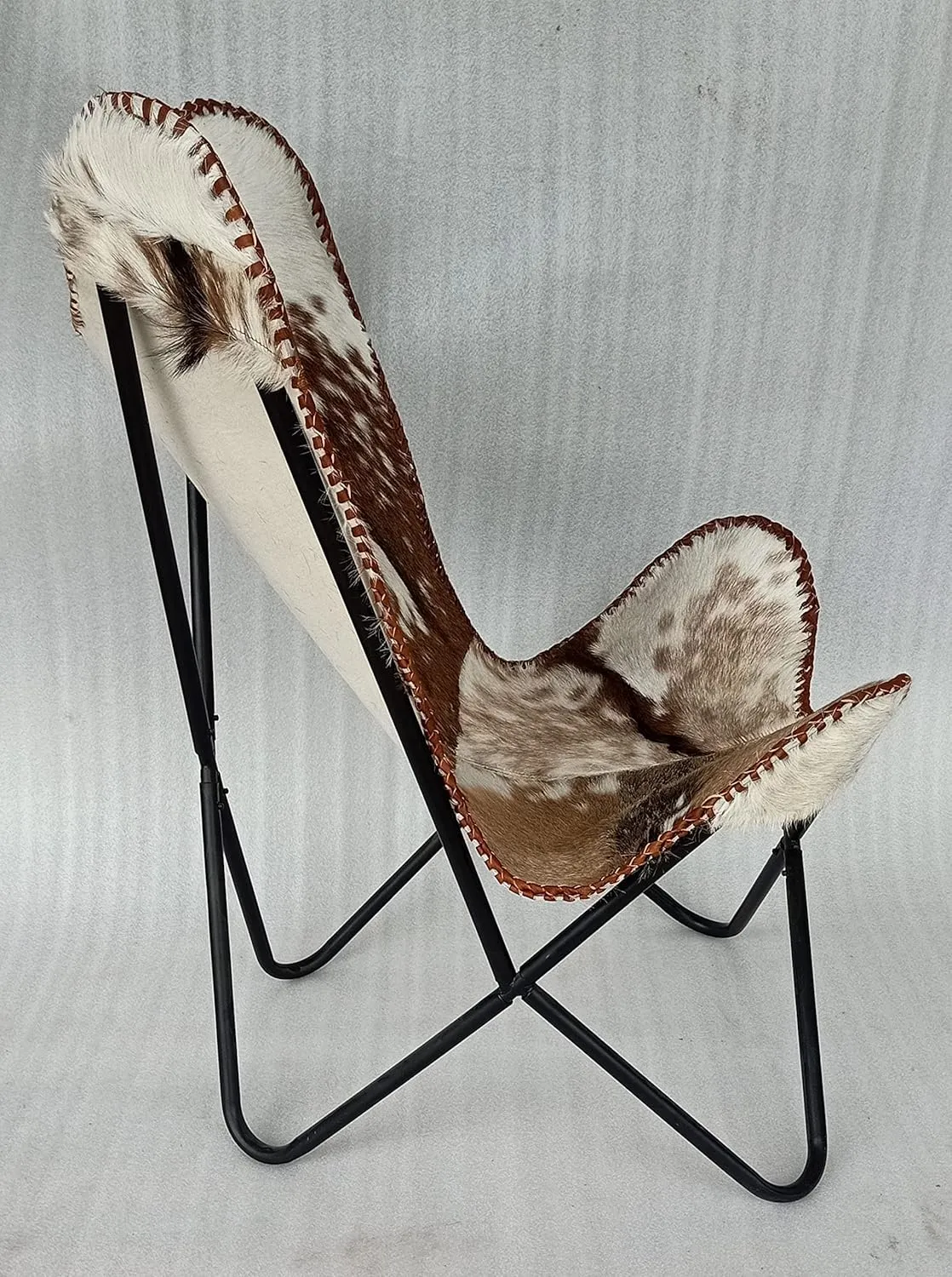 GifteQ Leather Butterfly Chair for Living Room for Adults Cow Print/Cowhide Western Accent Chair for Relaxing with Foldable Iron Frame Brown Boho Alite Chair For Home Decor (Hairon White & Dark Brown)