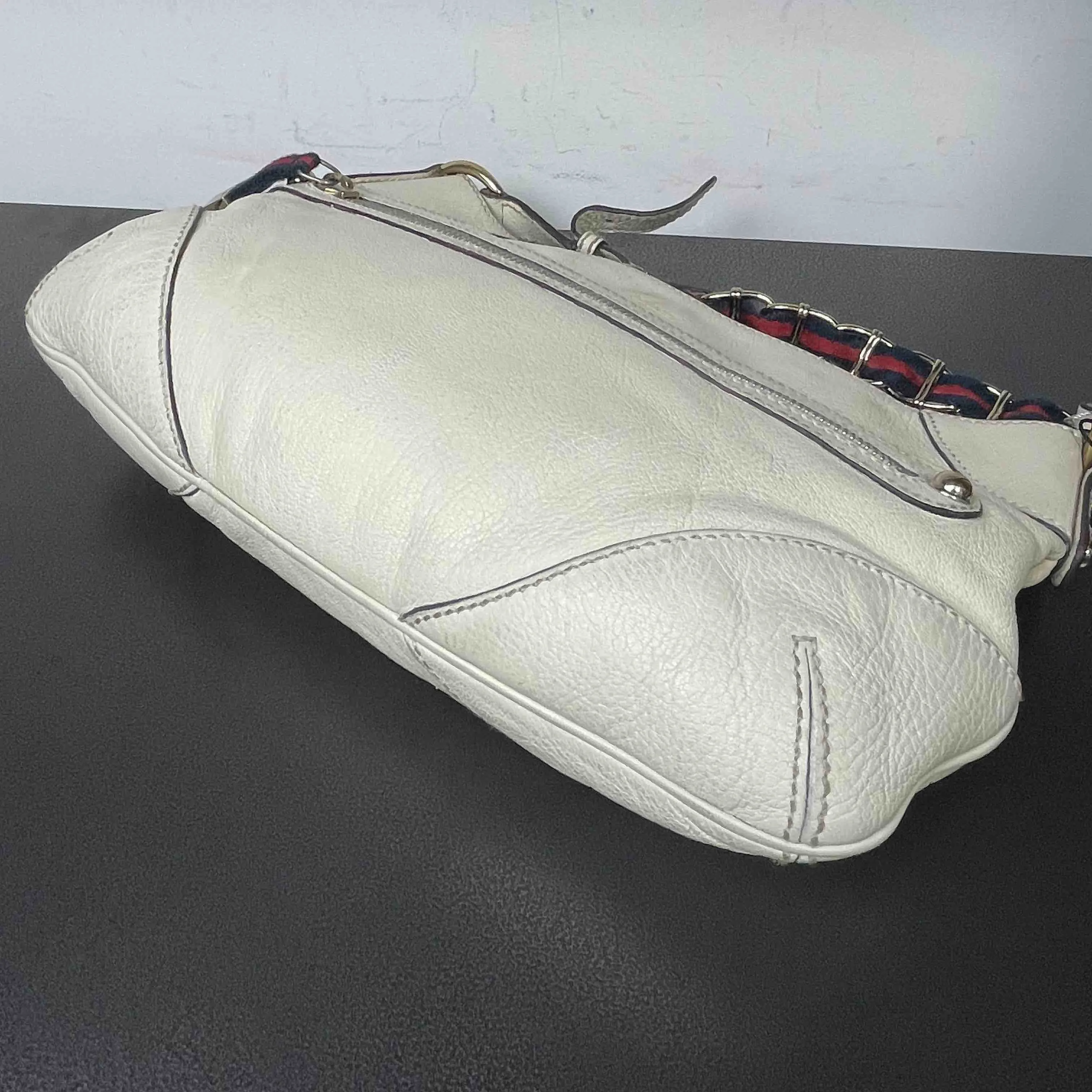Gucci Hobo Bag White