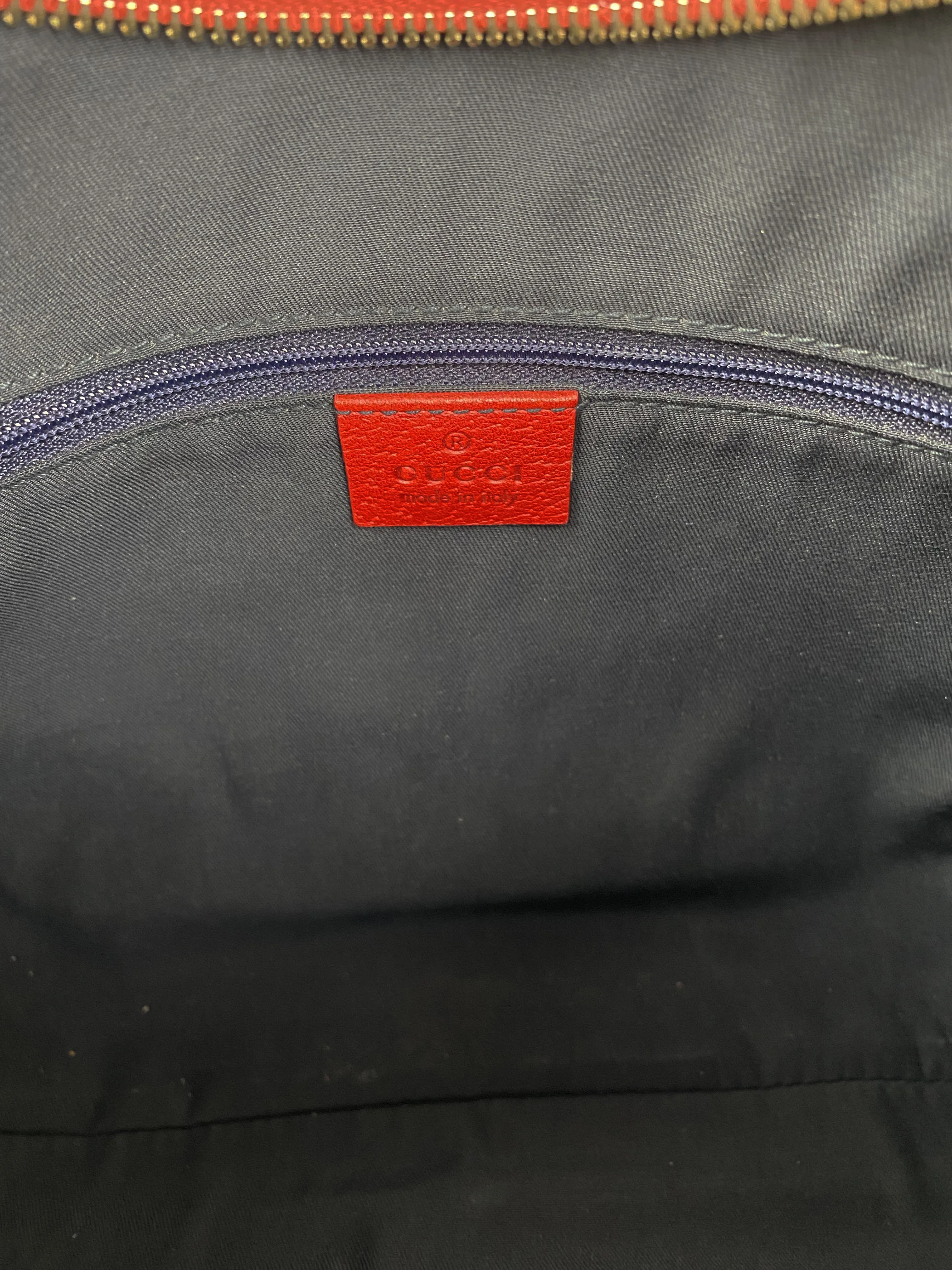 Gucci Vintage Red Black Friday sale Hobo Compatible Bag