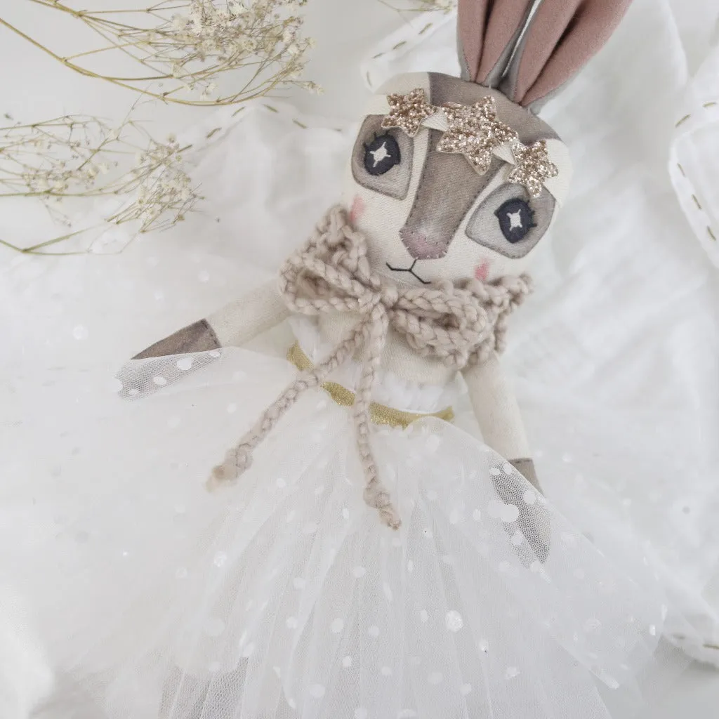 Keepsake Winter Wonderland Hebe Hare