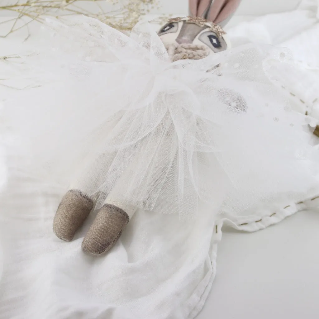 Keepsake Winter Wonderland Hebe Hare
