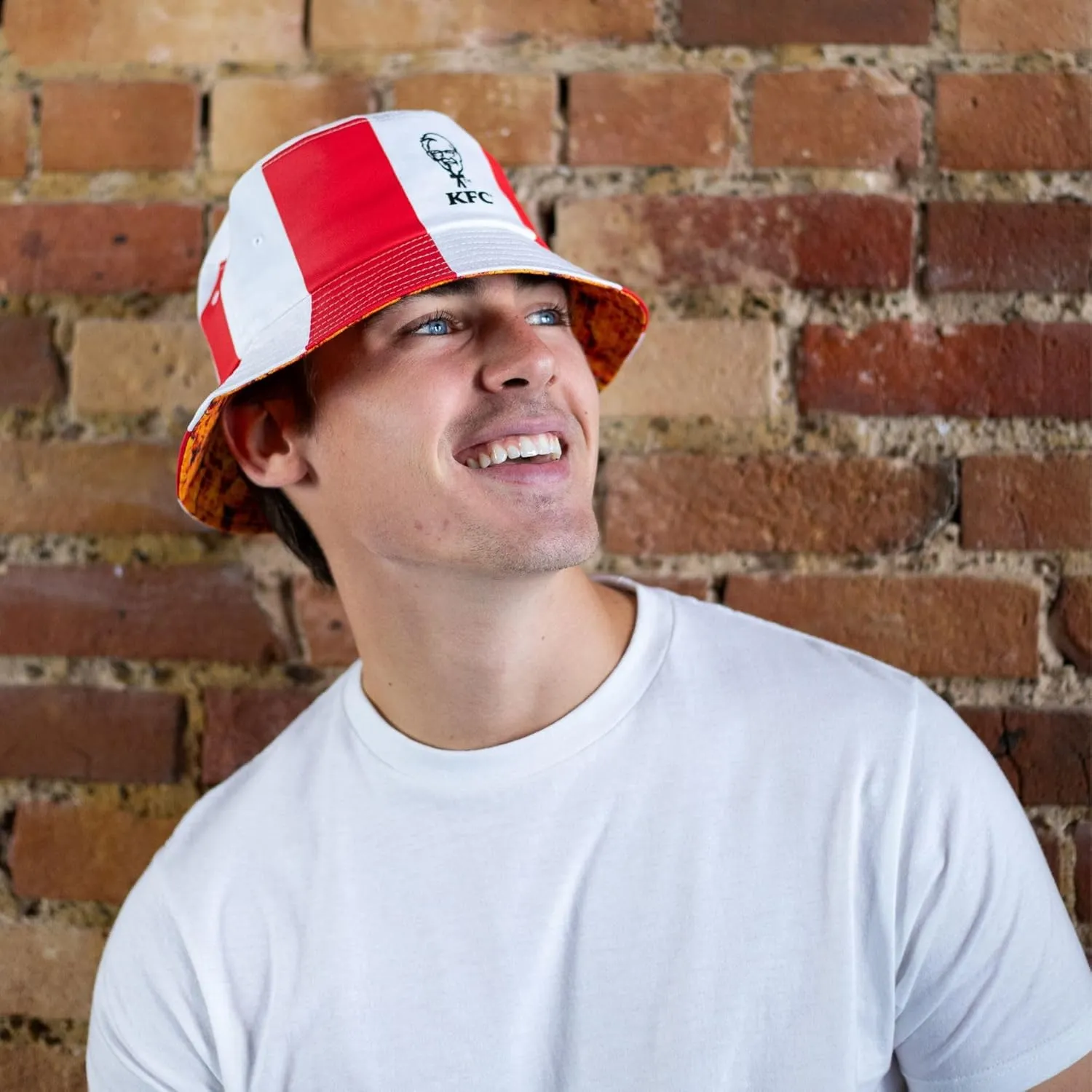 Kentucky Fried Chicken Men’s Bucket Hat KFC Colonel Sanders White & Red Stripes Fried Chicken Brim Officially Licensed
