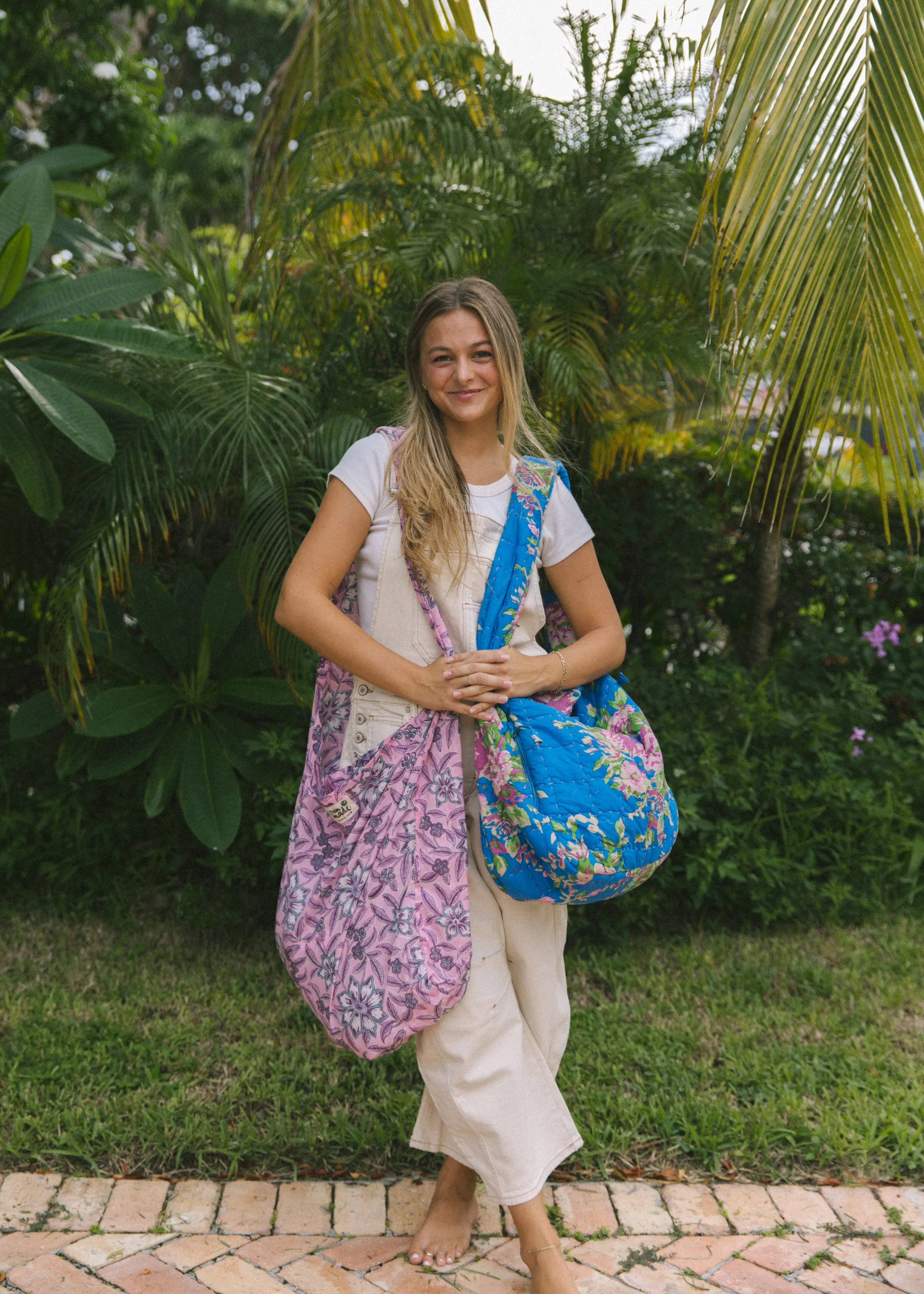 Livie Puff Sling Bag