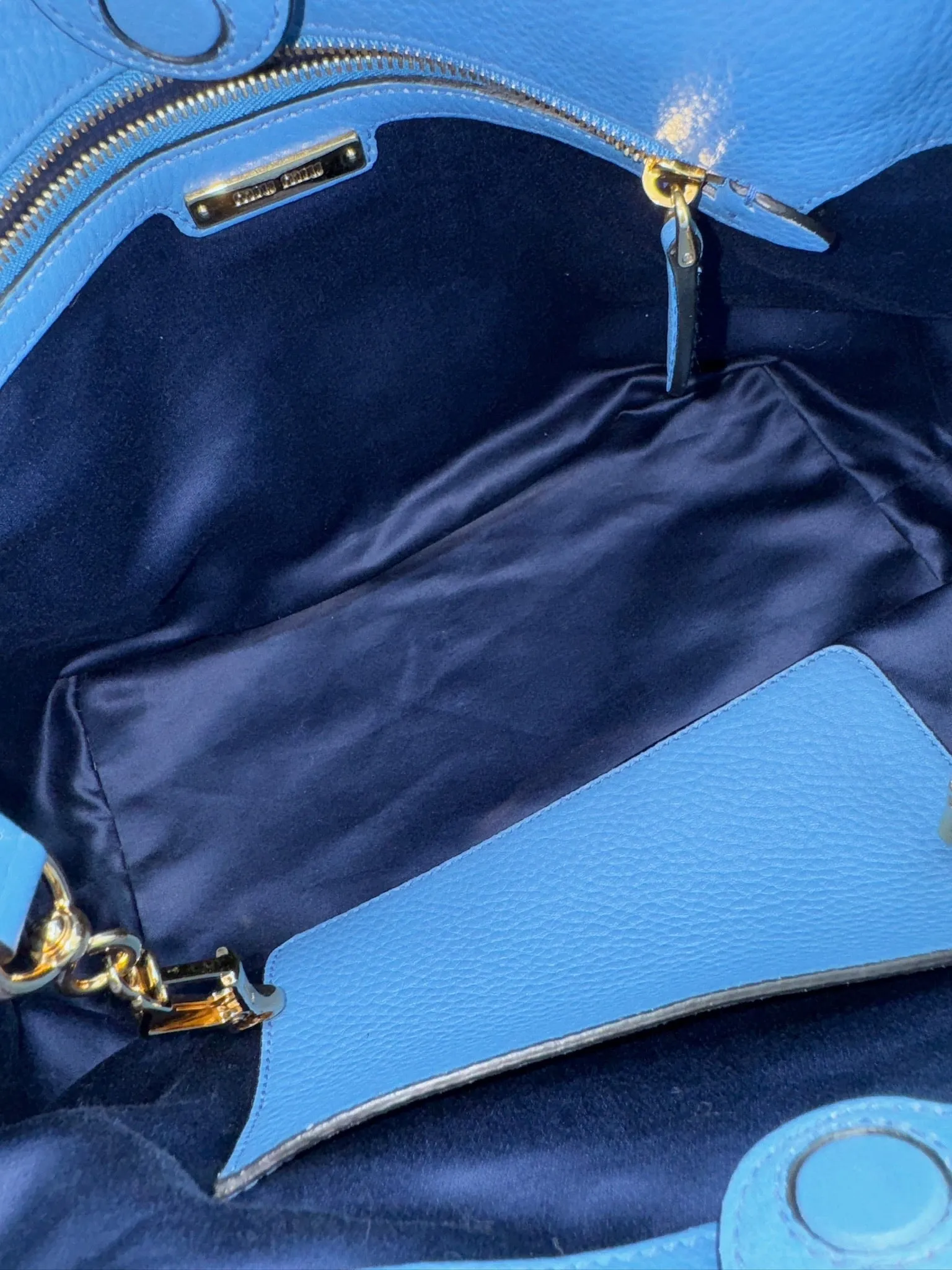 MIU MIU - Cobalt Vitello Phenix Leather Bucket Shoulder Bag