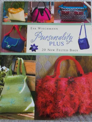Pursenality Plus: 20 New Felted Bags Paperback – January 16, 2006