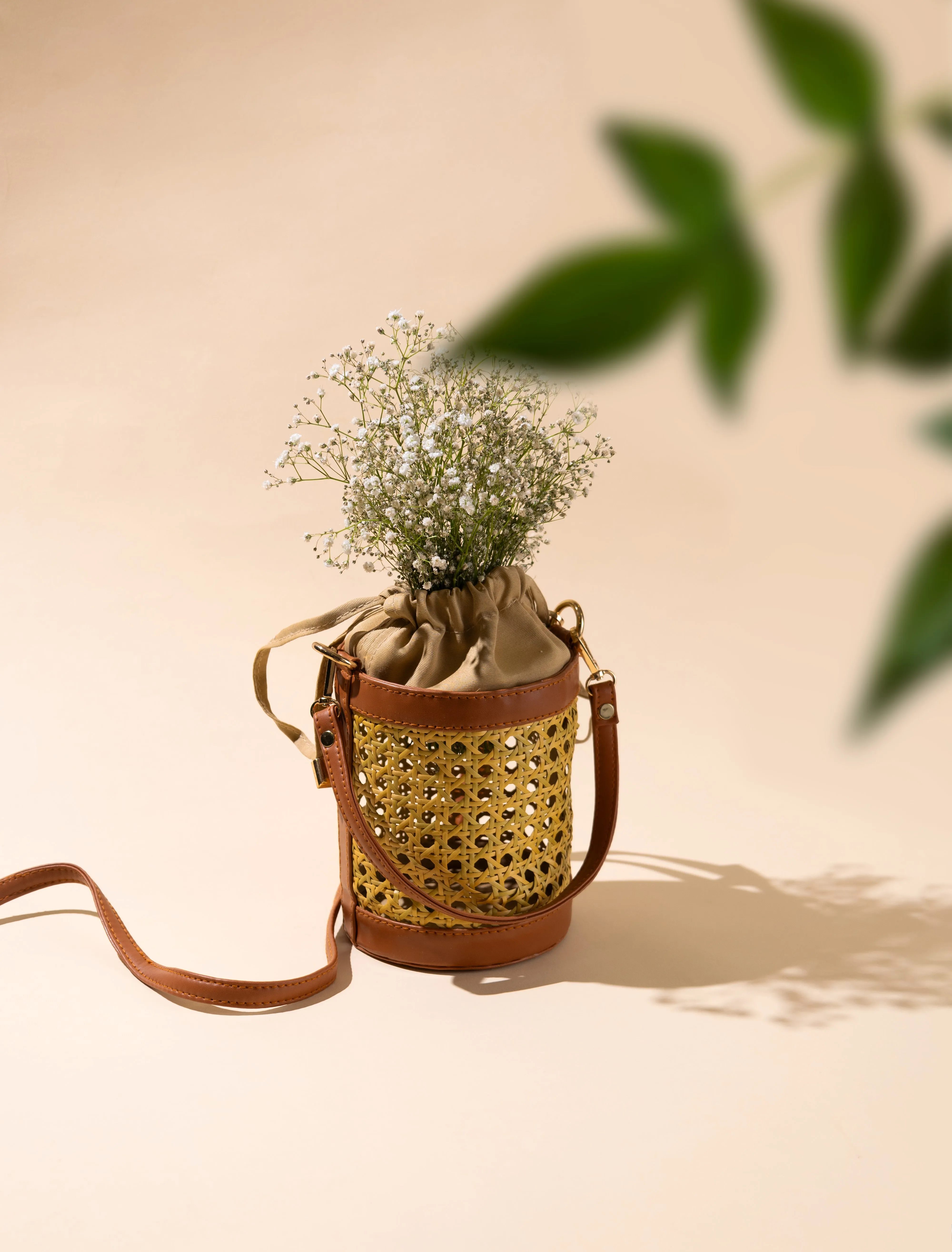 Rattan Weave Bucket Bag - Tan