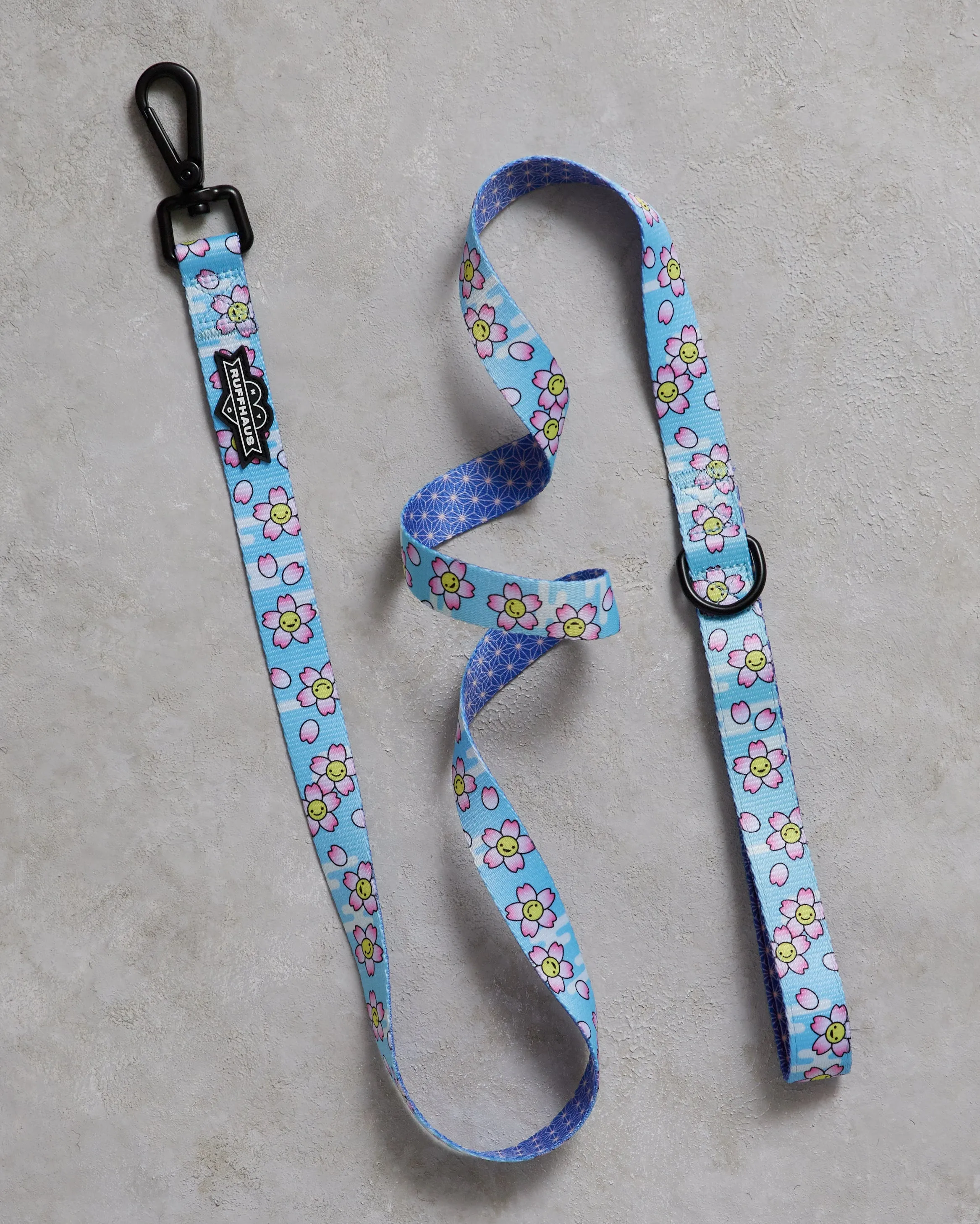 Smiling Sakura Dog Leash
