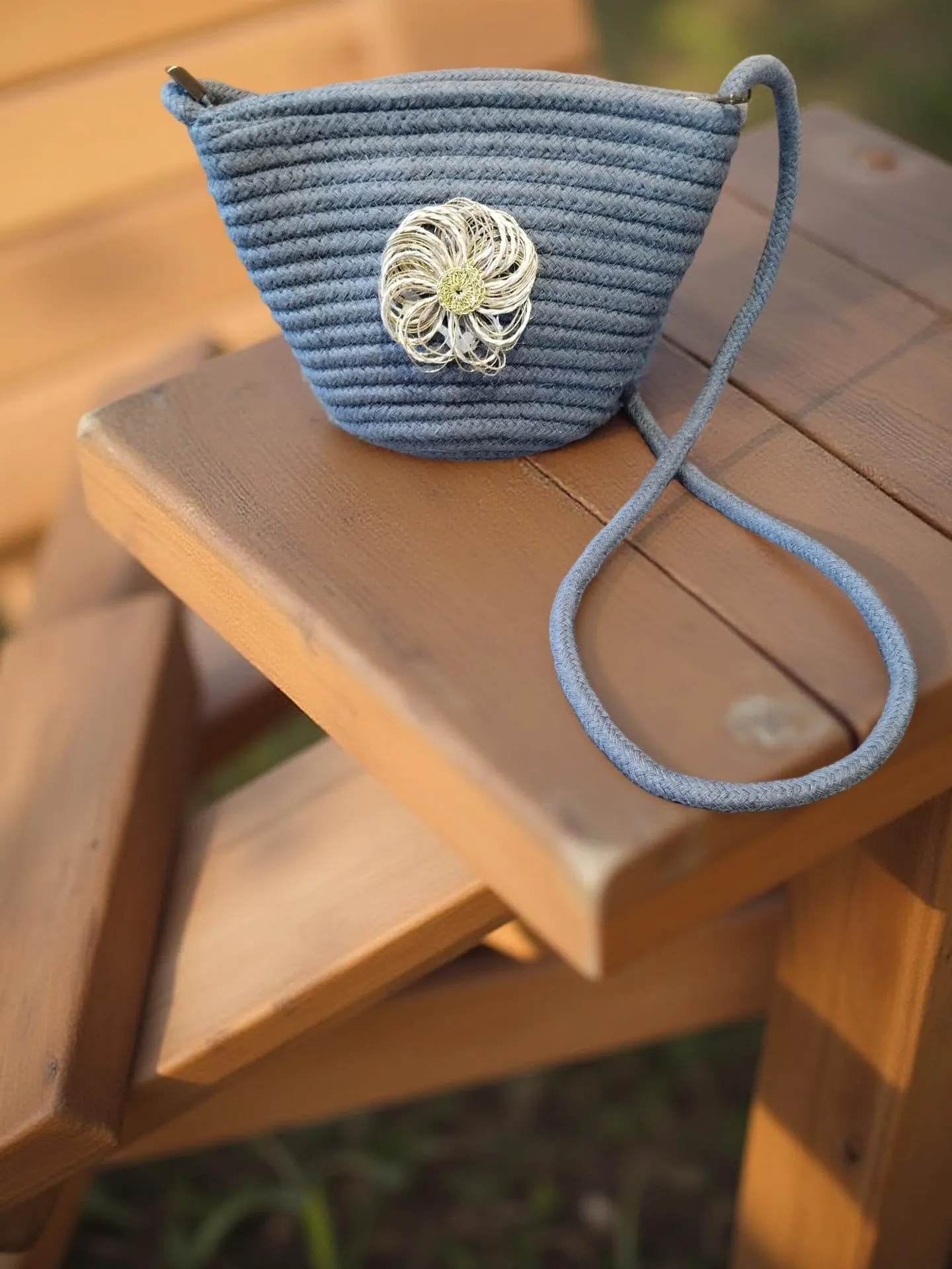 Straw sling bag