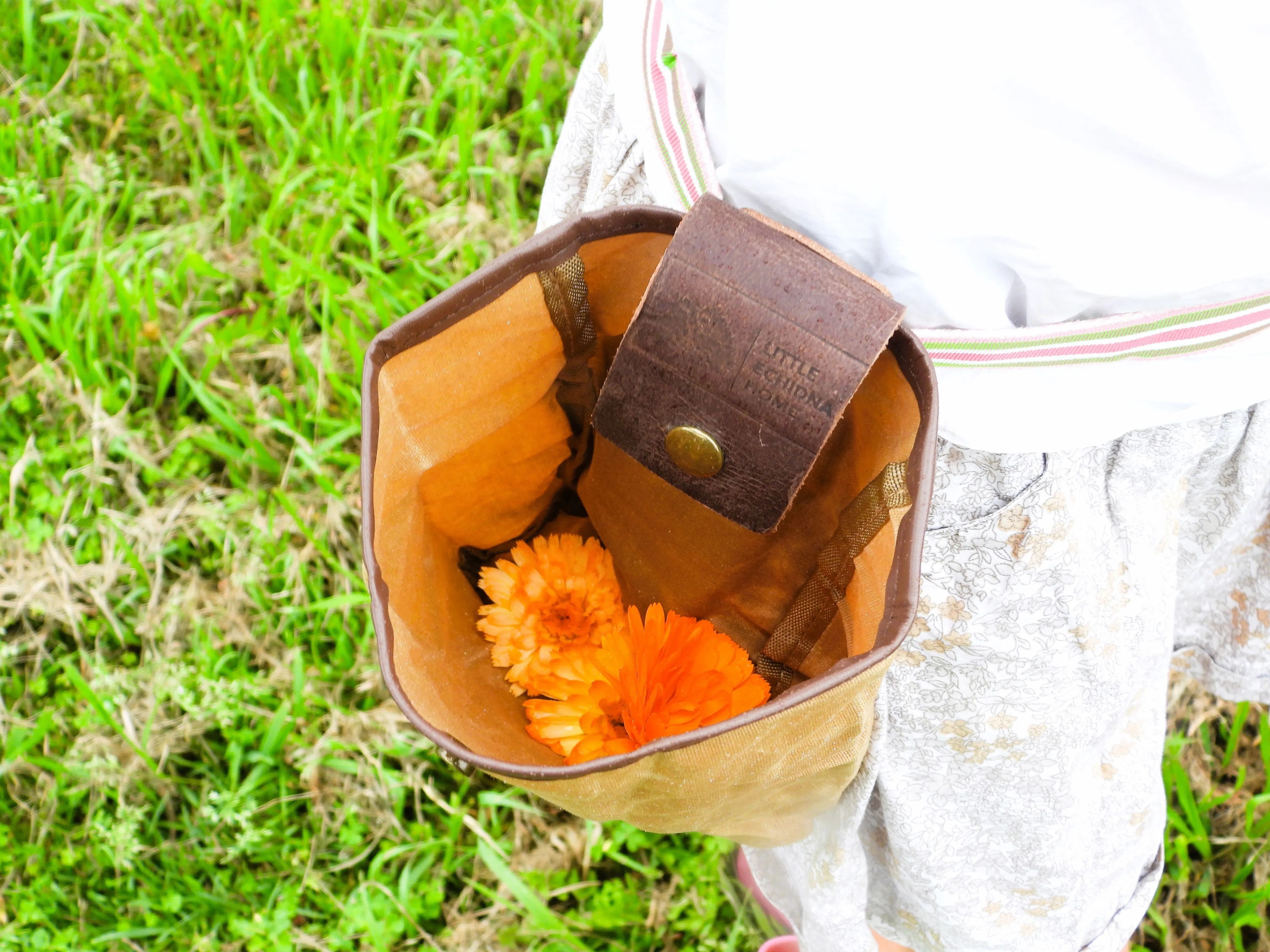 Waxed Canvas Harvest / Forage Pouch