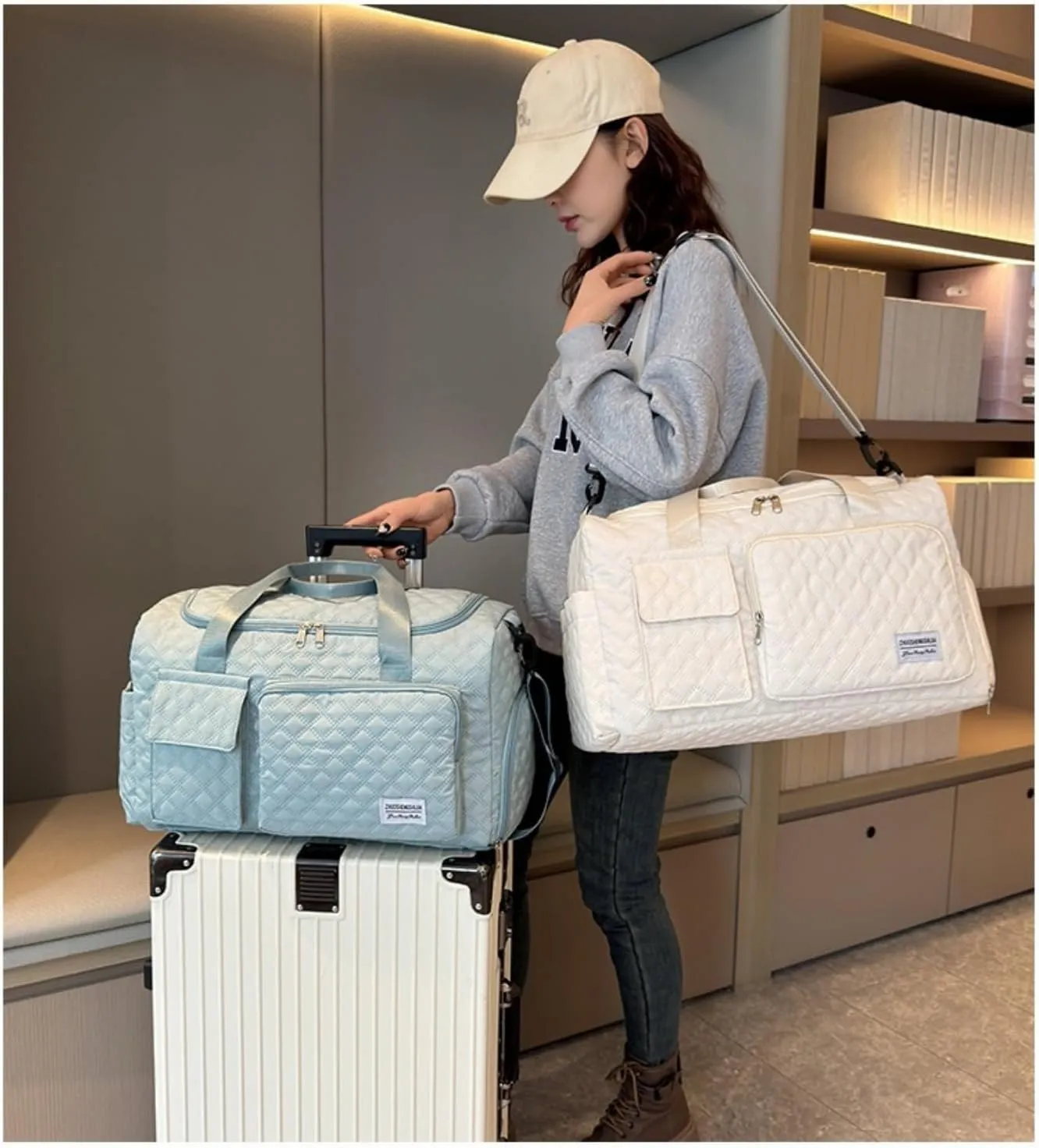 Weekender Travel Bag for Women with Shoe Compartment, Travel Duffle Overnight Bag，Large Capacity Gym Yoga Tote Bag Waterproof Extendable Carry On Bag (Blue)